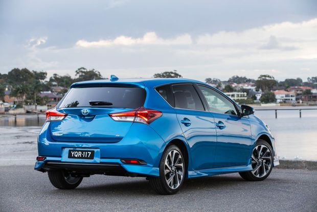 Toyota Corolla Hatchback 2015