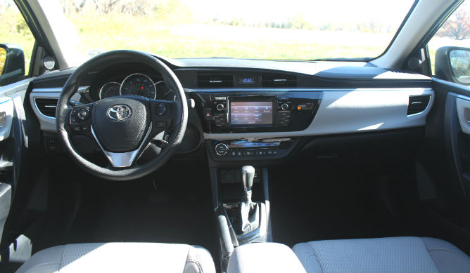 Toyota Corolla Le Eco 2015