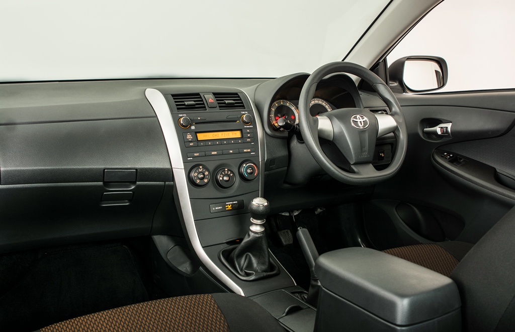 Toyota Corolla Quest 2014