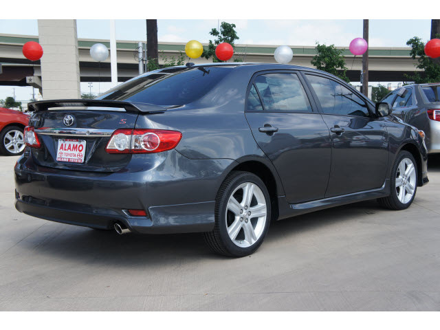 Toyota Corolla S Automatic
