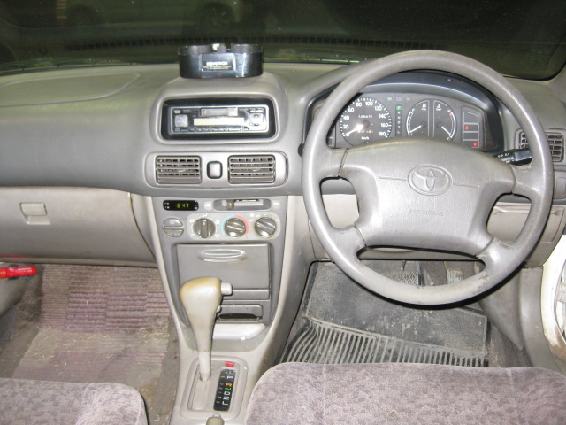 Toyota Corolla Saloon