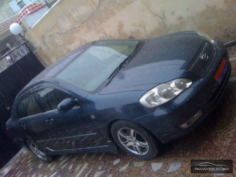 Toyota Corolla Se Saloon