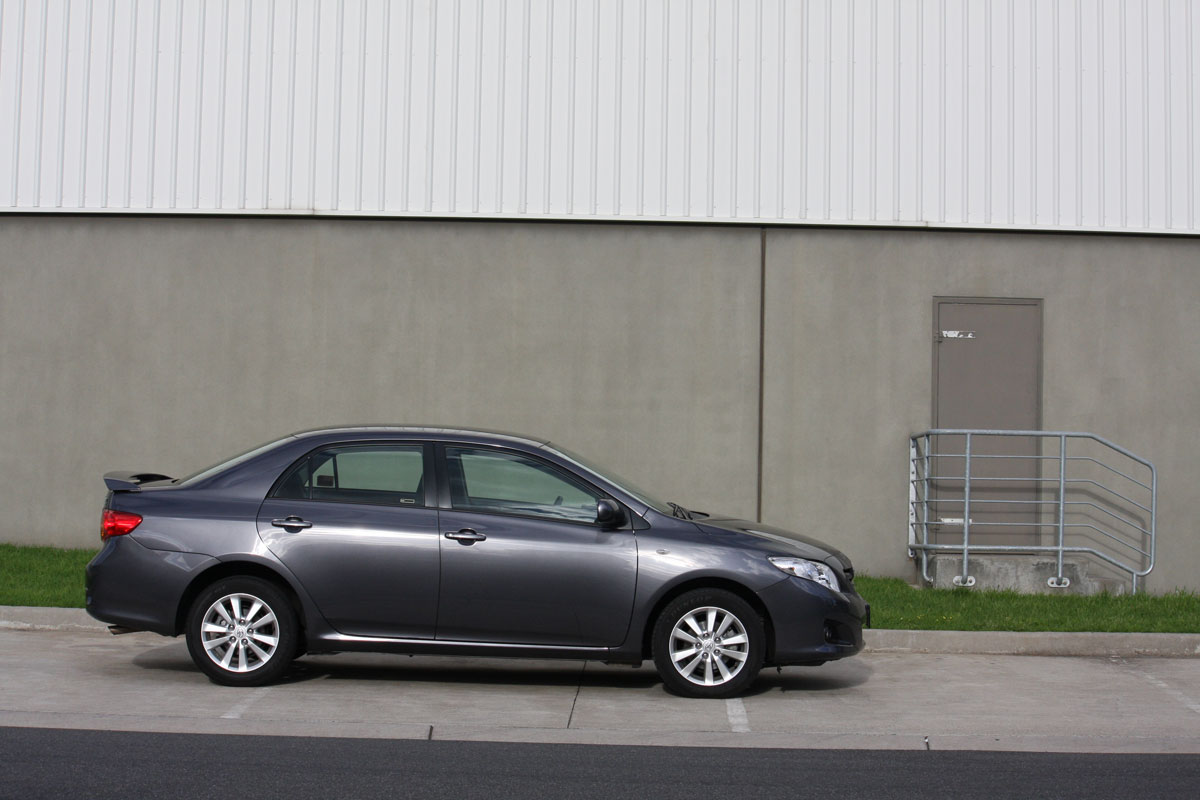 Toyota Corolla Sedan