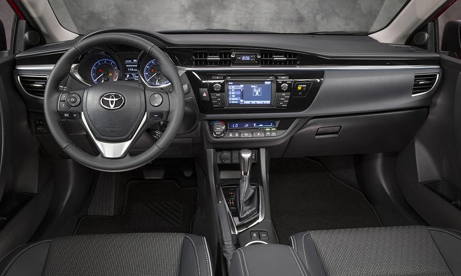 Toyota Corolla Sedan