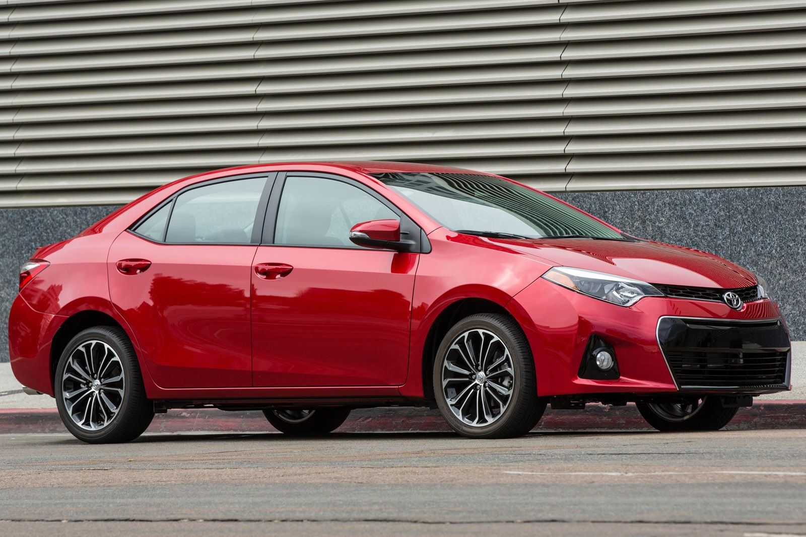 Toyota Corolla Sport Plus 2015 Toyota Corolla Sport Plus 2015