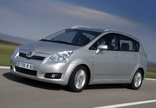 Toyota Corolla Verso 2.2 D-Cat