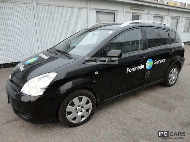 Toyota Corolla Verso 2.2 D