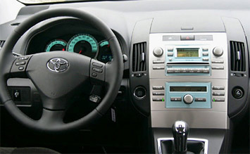 Toyota Corolla Verso 2005
