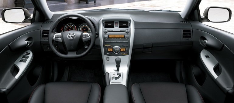 Toyota Corolla Xrs 2013