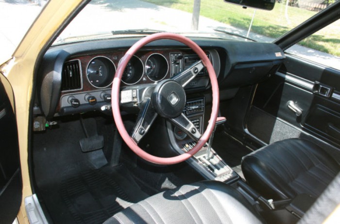 Toyota Corona 1975