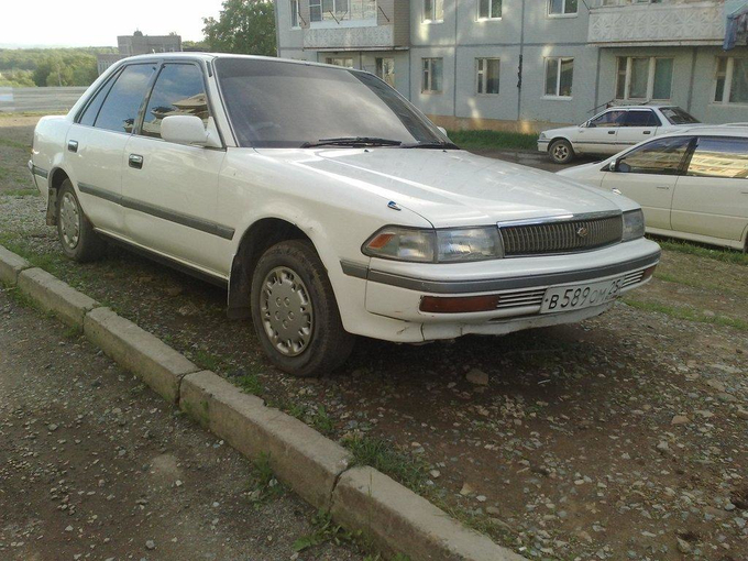 Toyota Corona 1990