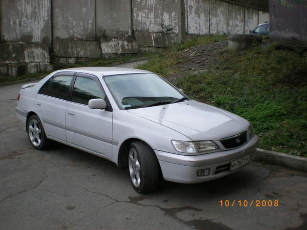 Toyota Corona 2000