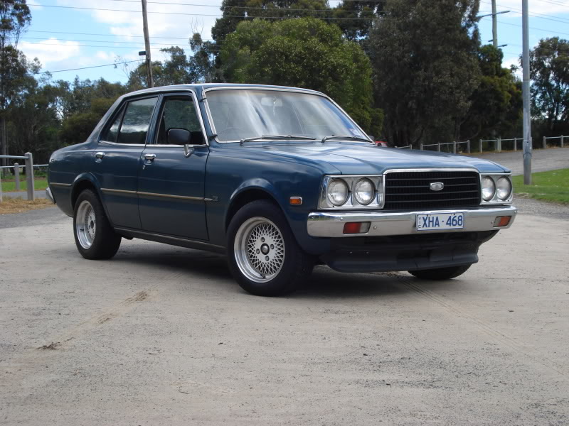 Toyota Corona 77