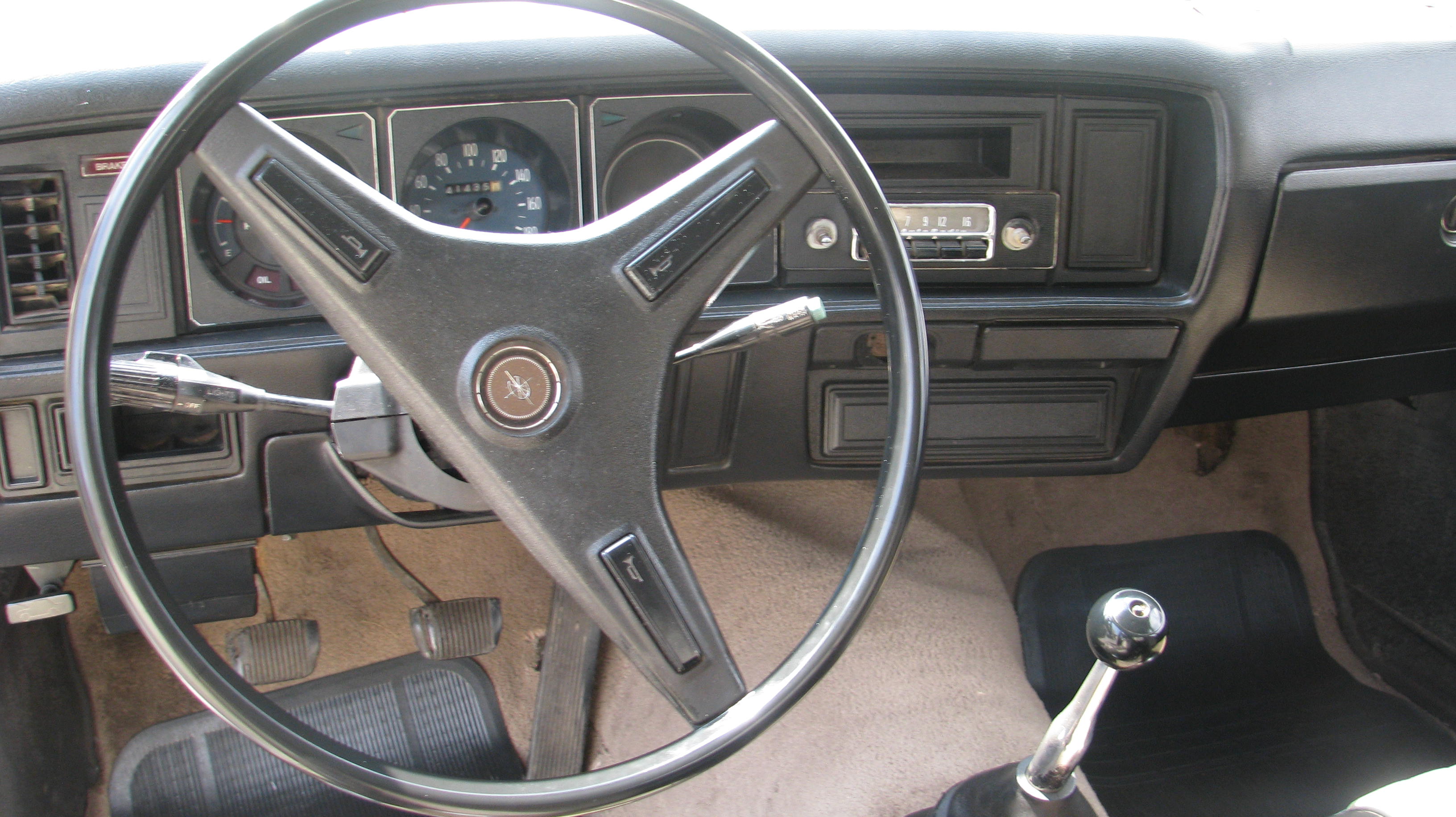 Toyota Corona 77