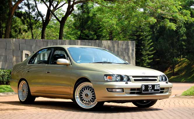 Toyota Corona Absolute
