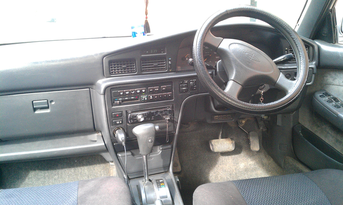 Toyota Corona Macho