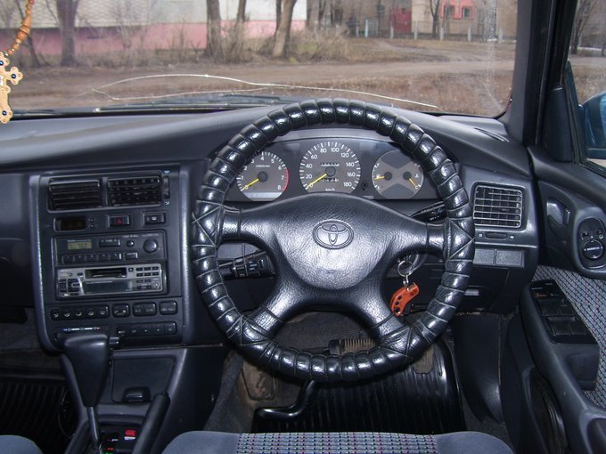 Toyota Corona Mk2
