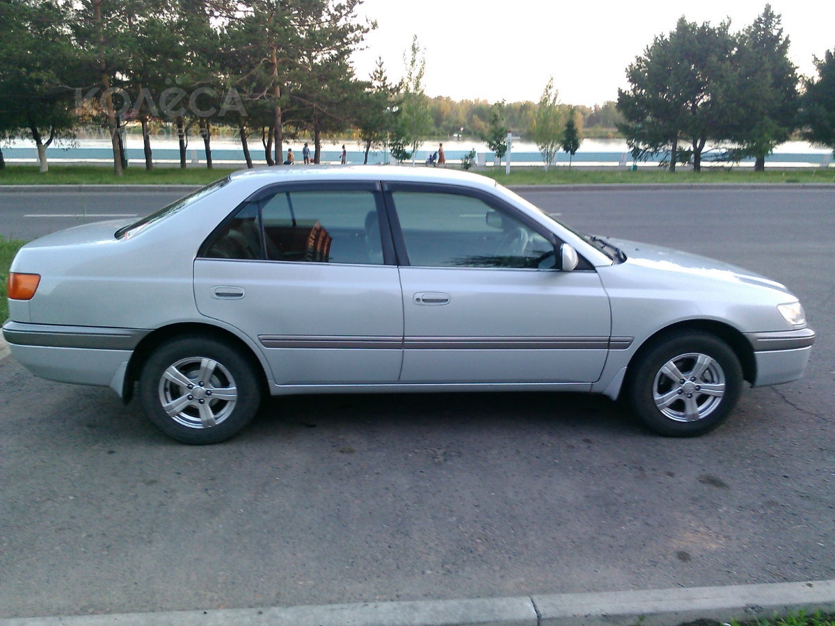 Toyota Corona Premio 1996