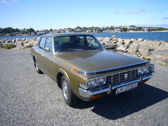 Toyota Crown 1975