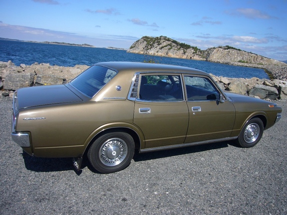 Toyota Crown 1975