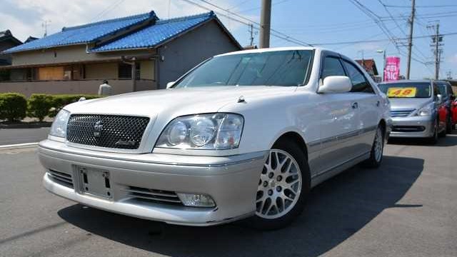 Toyota Crown 2.5