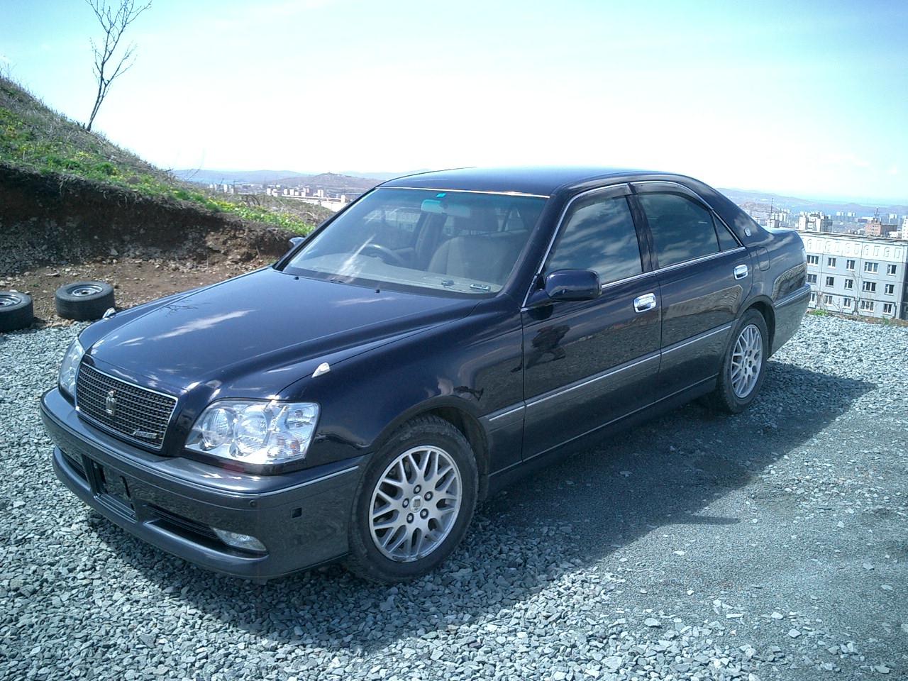 Toyota Crown 2000