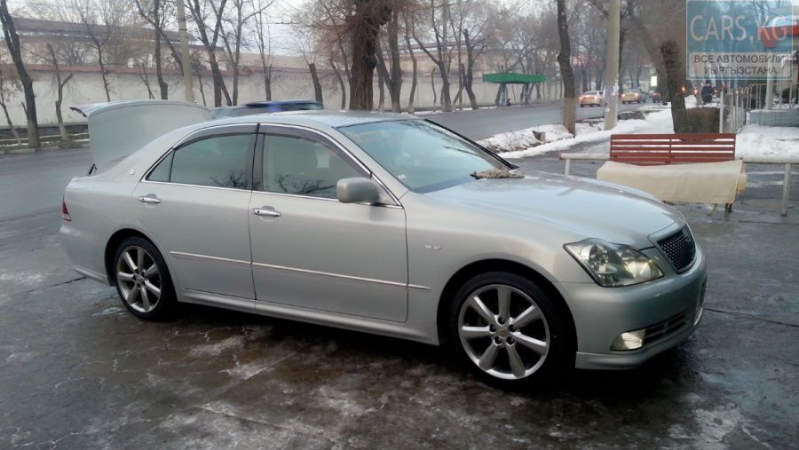 Toyota Crown 2005