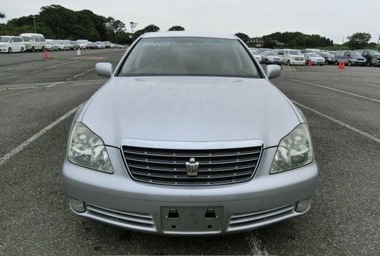 Toyota Crown 2005