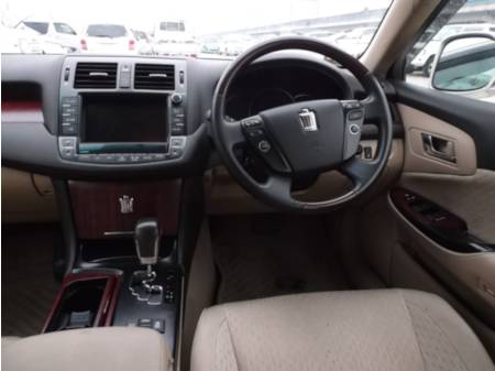 Toyota Crown 2009