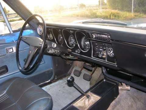 Toyota Crown 2300