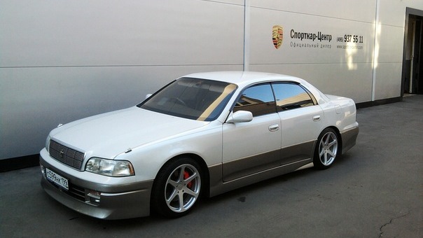 Toyota Crown 3.0