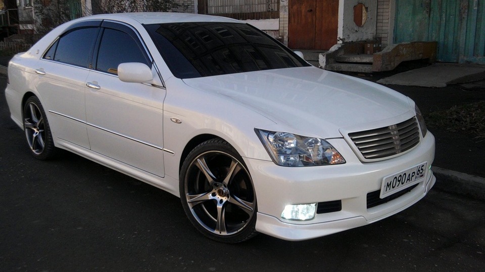 Toyota Crown Athlete 2009