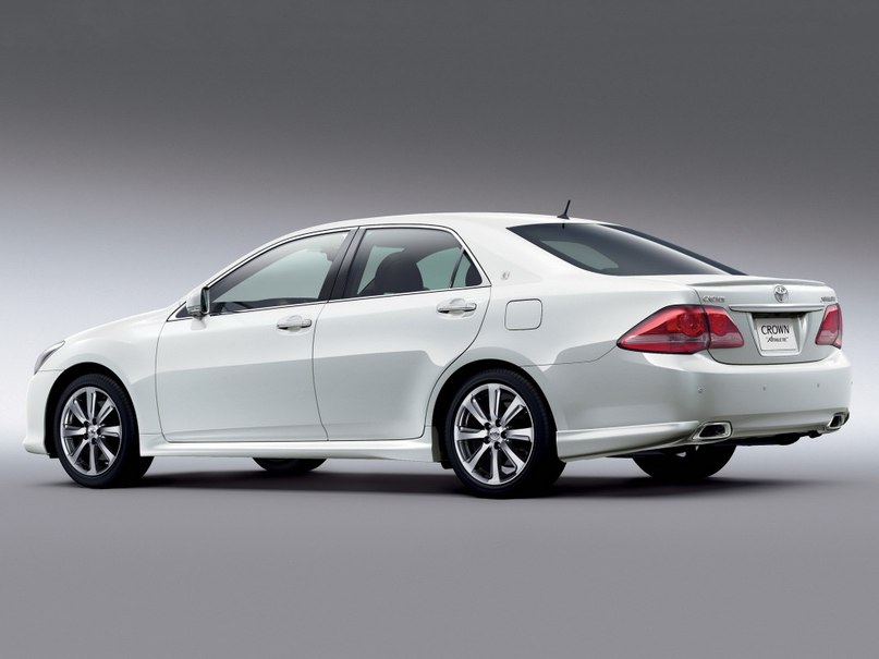 Toyota Crown Athlete