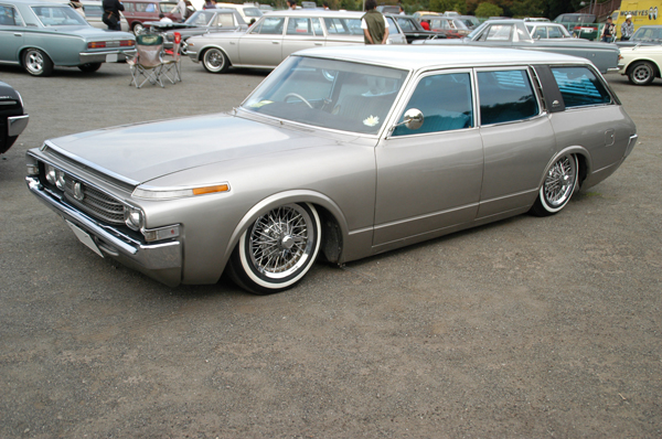 Toyota Crown Custom