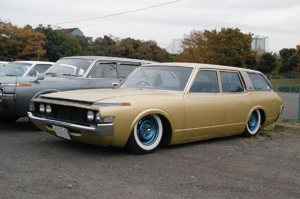 Toyota Crown Custom