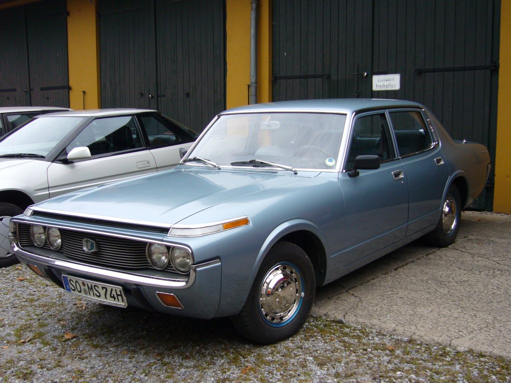 Toyota Crown Deluxe