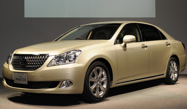 Toyota Crown Majesta 2008