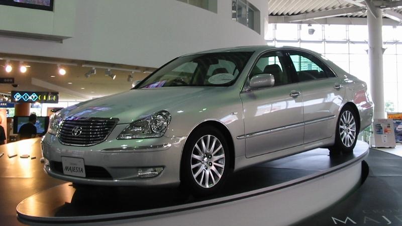 Toyota Crown Majesta 2008
