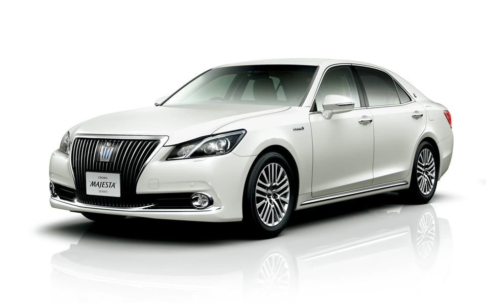 Toyota Crown Majesta 2014