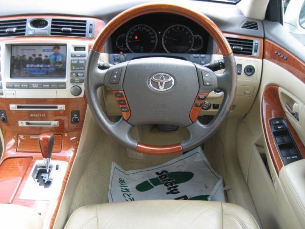 Toyota Crown Majesta Vip