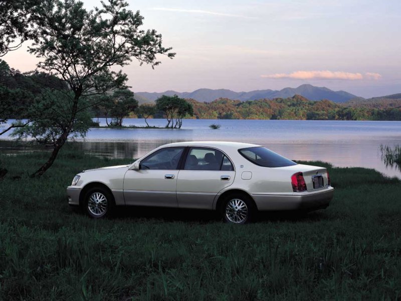 Toyota Crown Majesta