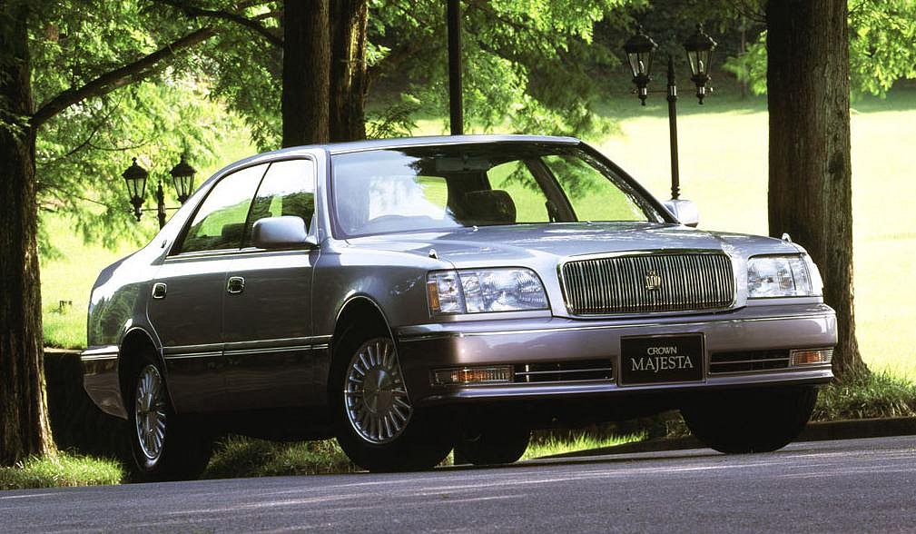 Toyota Crown Majesta