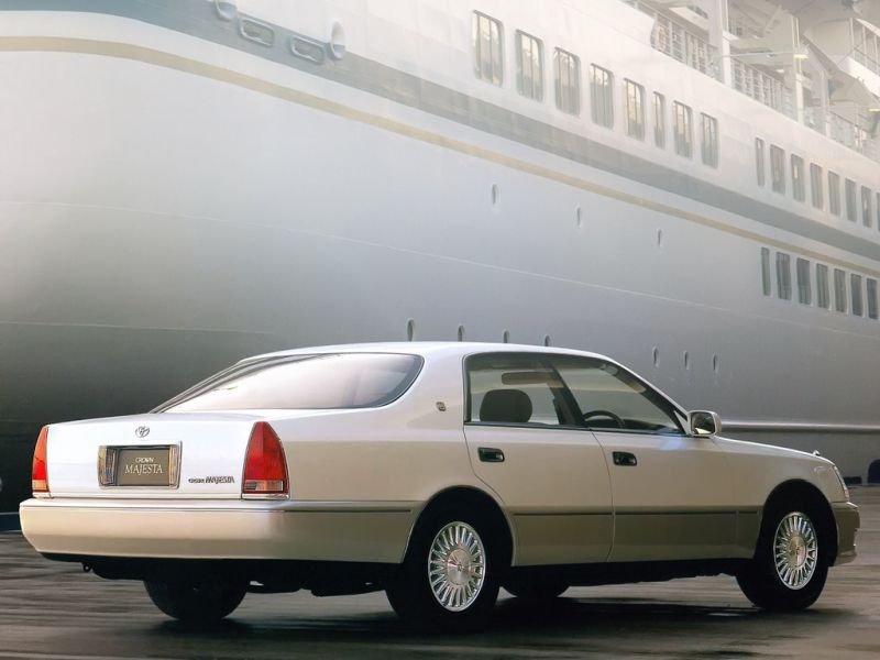 Toyota Crown Majesta