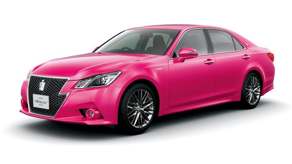 Toyota Crown Pink