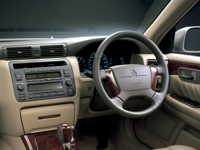 Toyota Crown Royal Extra