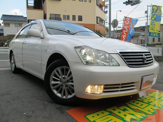 Toyota Crown Royal Saloon 2005