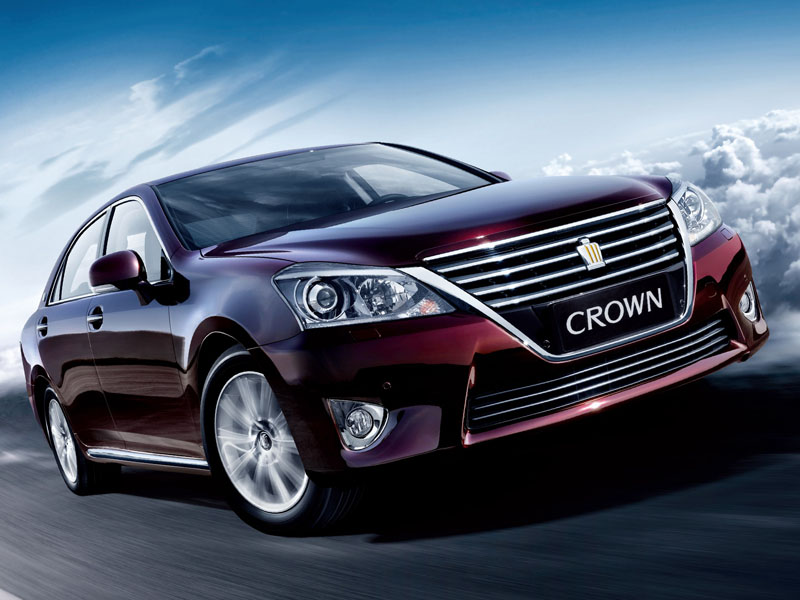 Toyota Crown Royal Saloon 2014