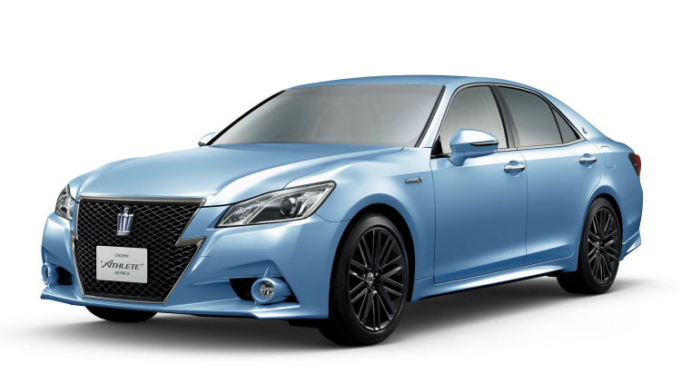 Toyota Crown Royal Saloon 2015