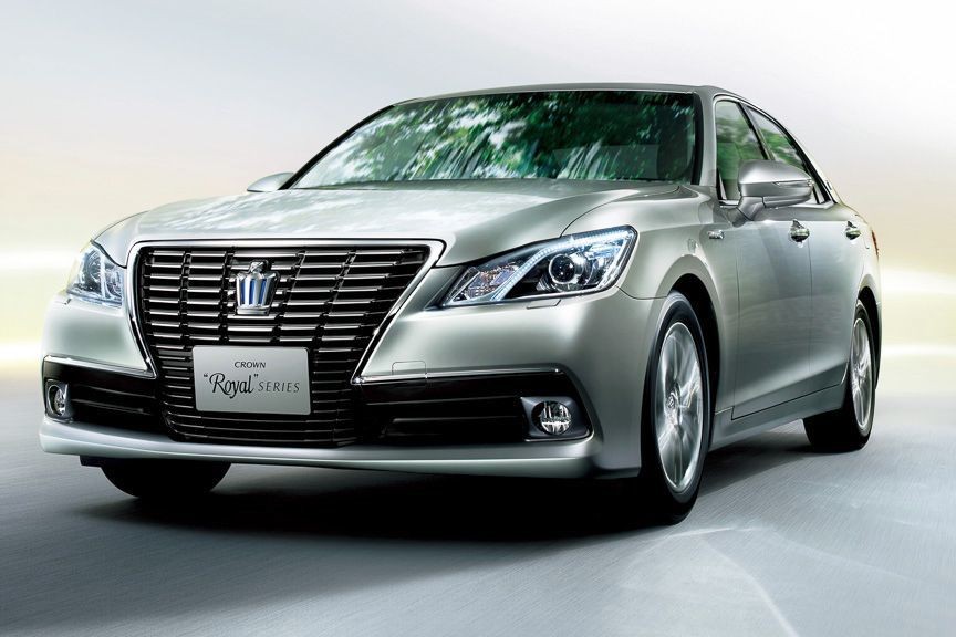 Toyota Crown Royal