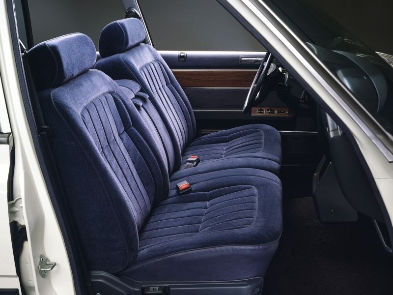 Toyota Crown S110
